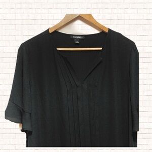 Roz & Ali semi sheer pleat front black blouse short sleeves size Large EUC OBO